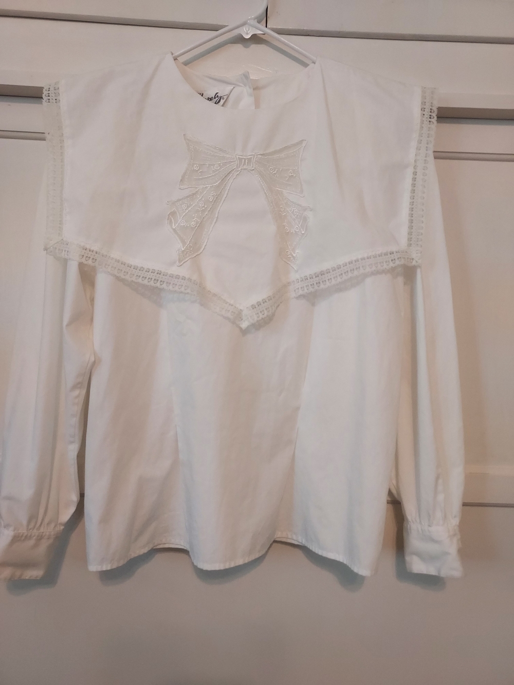 Vintage Sweet White Lace-Trim Bow Yoke Blouse Cottagecore Prairie Romantic Chic